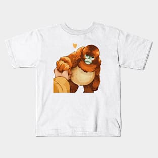 hold his hand Kids T-Shirt